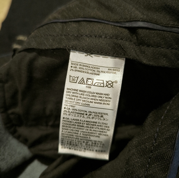 Banana Republic Navy 3/4 Pants - Picture 5 of 8